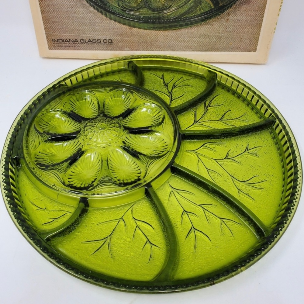 INDIANA GLASS VINTAGE MCM DEVILED EGG and hors d’oeuvres glass trayTREE OF LIFE